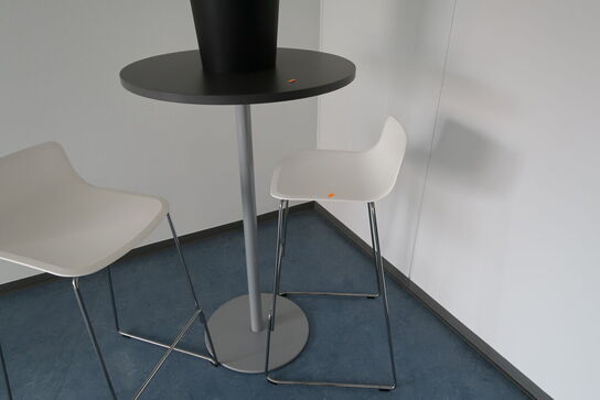 Barbord HOLMRIIS med 2 stk. barstole FREDIRICA FURNITURE