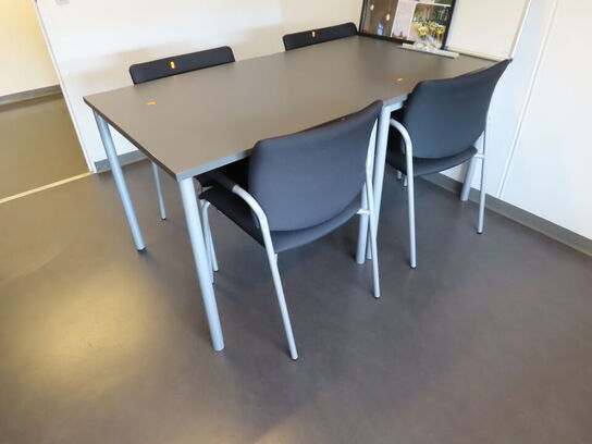 2 stk. mødeborde HOLMRIIS Ergomade med 4 stk. stabelstole BEJOT