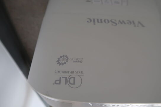 Elektrisklærred samt projektor VIEWSONIC