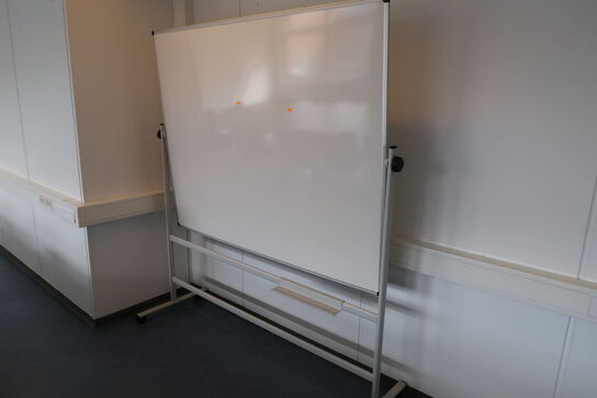 Whiteboard på hjul samt whiteboard