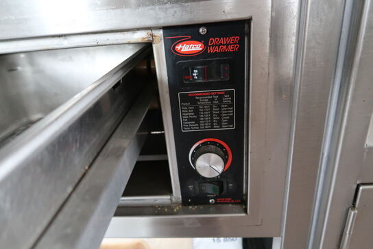 Rustfri stålbord med indhold samt varmeskuffe HATCO Drawer Warmer