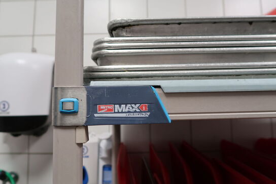 Fødevarereol METRO MAX med indhold