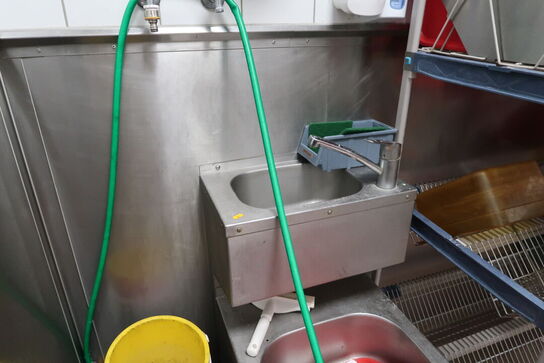 2 stk. håndvaske med armatur m.m.