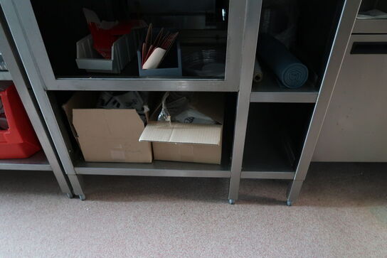 Rustfri stålbord med indhold samt varmeskuffe HATCO Drawer Warmer