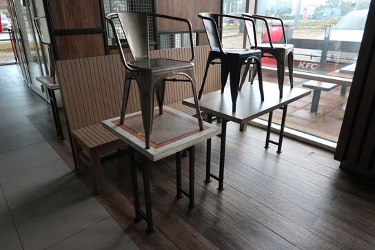 4 stk. borde, 6 stk. stole samt 2 stk. bænke