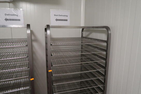 Stikvogn med indhold