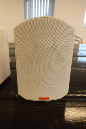 2 stk. højtalere SOLID 