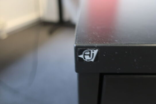 El. hæve/sænke skrivebord samt skuffemodul