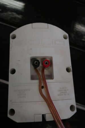 2 stk. højtalere SOLID 