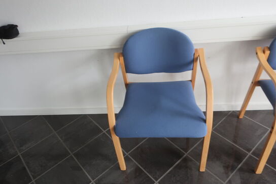 4 stk. stole samt sofabord