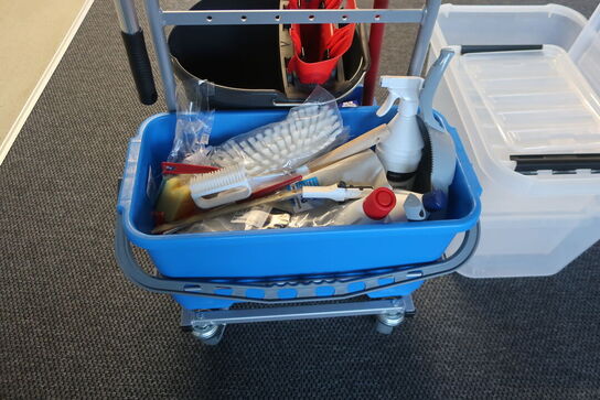 Rengøringsvogn samt kasse