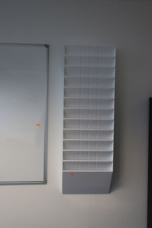 Whiteboard samt brochureholder