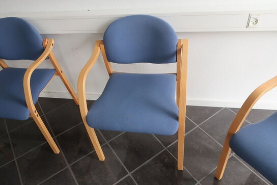 4 stk. stole samt sofabord