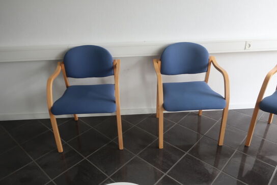 4 stk. stole samt sofabord