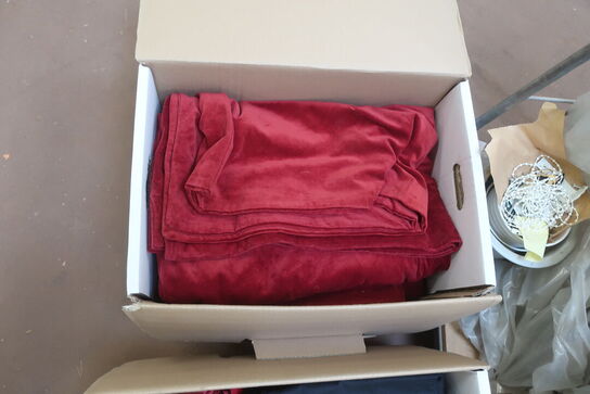 Div. Gardiner og stof