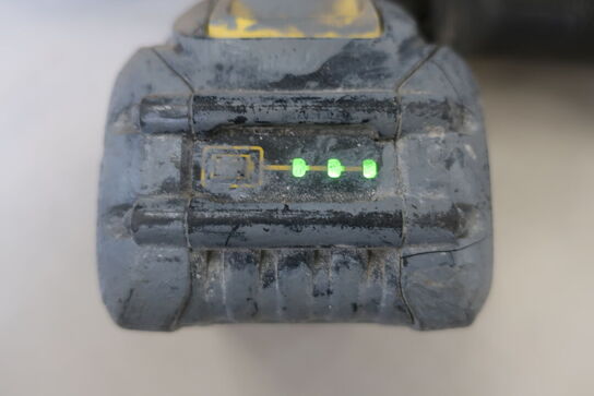 Bajonetsav DEWALT DCS338