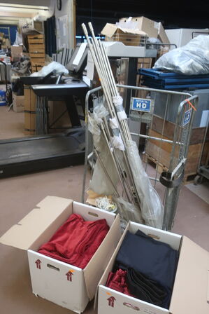 Div. Gardiner og stof