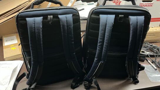 2 Samsonite Tasker