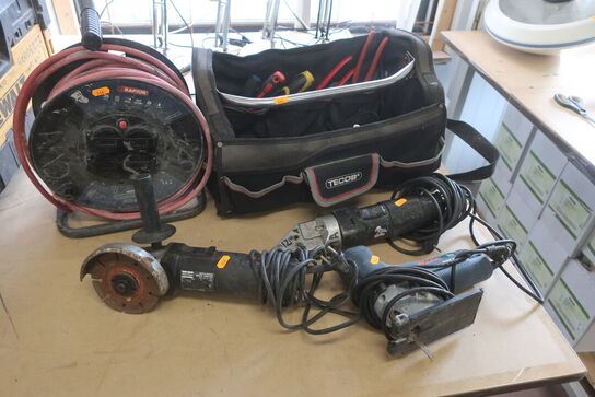 Pladeklipper, vinkelsliber, stiksav, kabeltrommel og taske