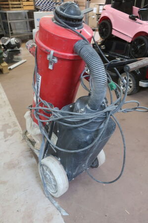 Støvsuger-/udskiller PULLMAN ERMATOE S1300