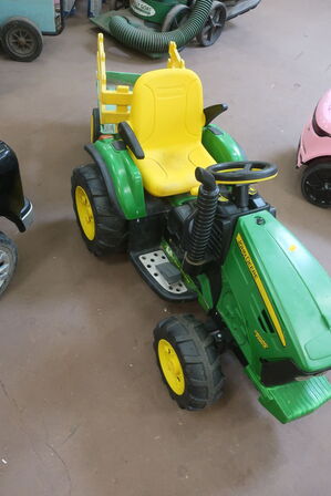 Traktor til børn JOHN DEERE