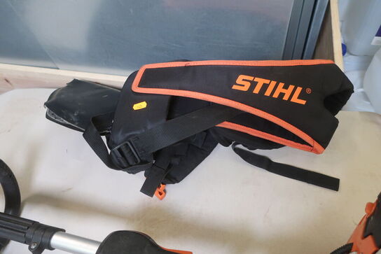 Kombimotor STIHL KM131R med forsats hækkeklipper og motorsav