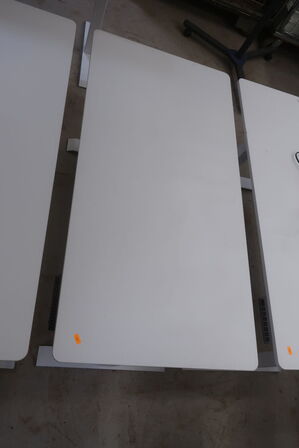 3 stk. el. hæve/sænkebord  