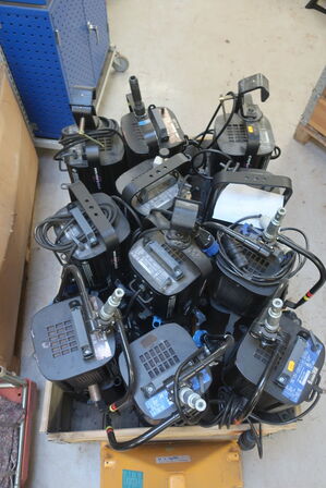 11 stk. profilspotlight ROBERT JULIAT 614