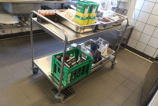 Rullevogn med indhold