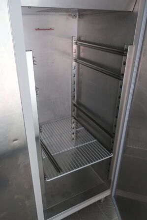 Køleskab MERCATUS M6-700