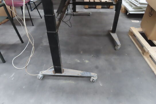 Pakkebord med hæve-/sænk