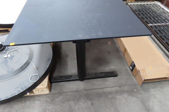 Hæve-/sænkebord PAUSTIAN