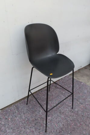 Barstol GUBI BEETLECHAIR