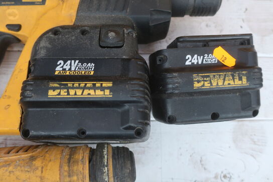 4. stk. boremaskiner DEWALT Model: DCF887, DW004,  DCH253
