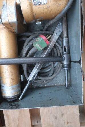 Nedbrydningshammer BLACK & DECKER Model: HD 1300