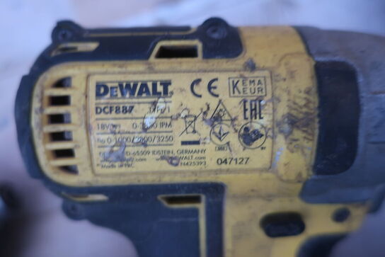 4. stk. boremaskiner DEWALT Model: DCF887, DW004,  DCH253