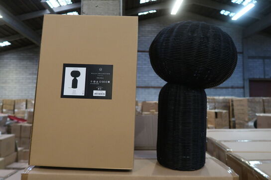 22 stk. Bordlampe Werna D30 x 53,5 cm Sort Rattan