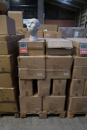 82 stk. Figur Hoved Talvik Cement Grå H30