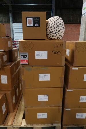 36 stk. Dekorationsvase Taia D23,5 H28,5 cm Creme/Grå Papmache