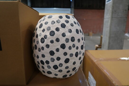 36 stk. Dekorationsvase Taia D23,5 H28,5 cm Creme/Grå Papmache