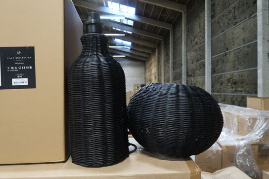 22 stk. Bordlampe Werna D30 x 53,5 cm Sort Rattan