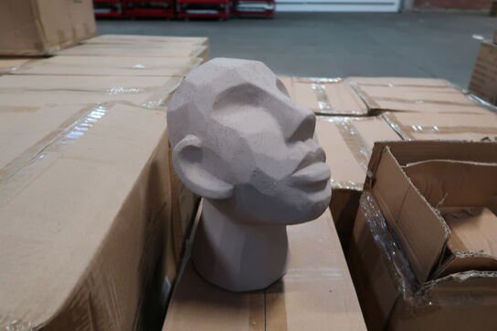 43 stk. Figur Hoved Talvik Cement Gråbrun H23