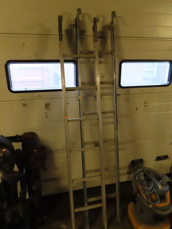 2 stk. stiger og en trappestige