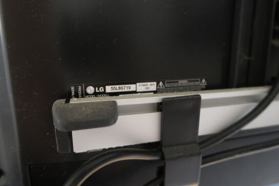 Fjernsyn LG 55LB671V med fjernbetjening