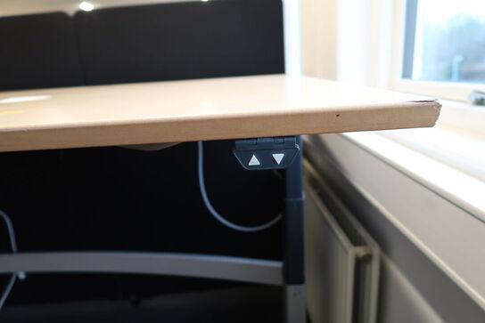 El. hæve/sænke skrivebord