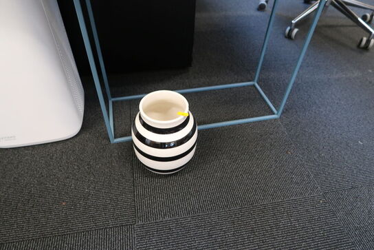 Planteopsats med plante samt vase KÄHLER