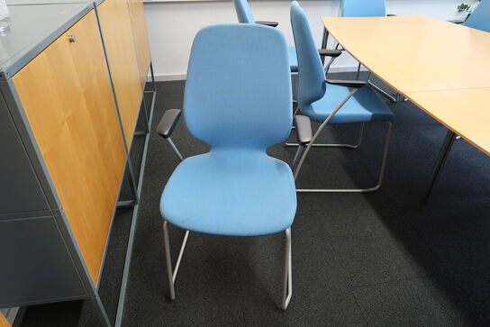 Mødebord med 11 stk. mødestole KINNARPS