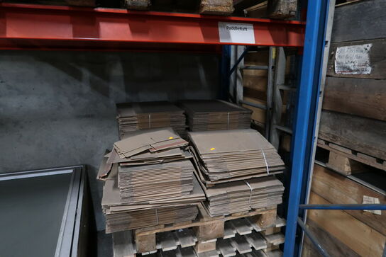 Paller samt div. Papkasser