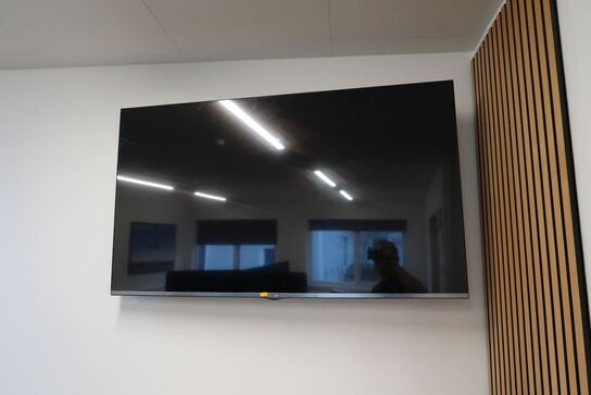 Fjernsyn LG 55LB671V med fjernbetjening