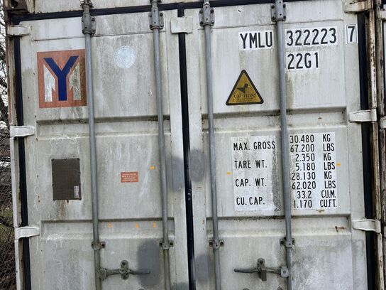 20" container uden indhold